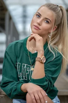 KEIKO - picture 1 of 6