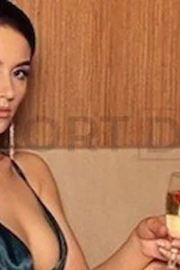 Samira - picture 1 of 6