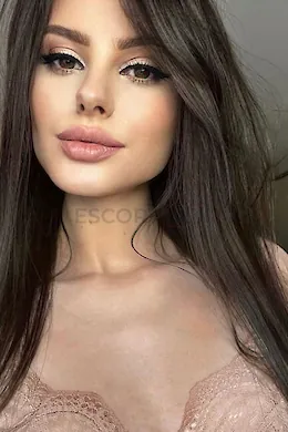 ALANIS - picture 1 of 6