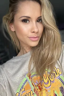 ISOBEL - picture 1 of 5