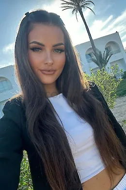 FAYE - picture 1 of 6