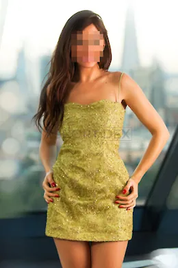 Lucia - picture 1 of 3