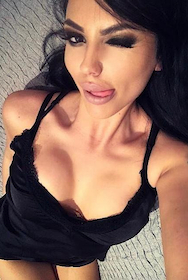 Mina available in London