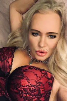 Nicole english - picture 1 of 3