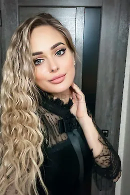 CASSANDRA - picture 1 of 6