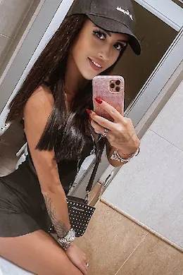 JAIMIE - picture 1 of 6