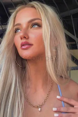 HANA - picture 1 of 6