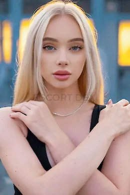 BILIANA - picture 1 of 6