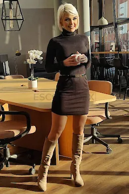 KAELEN - picture 1 of 6