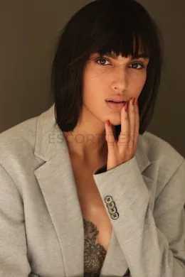 Giovanna - picture 1 of 6