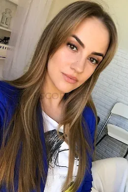 BRYNN - picture 1 of 6