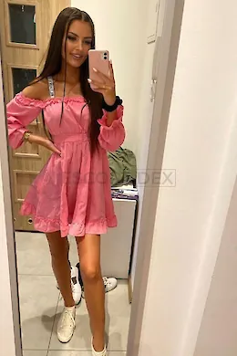 FAYE - picture 1 of 6