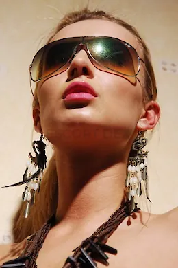 Masha Masseuse - picture 1 of 6