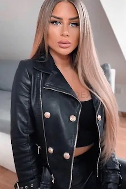 Lora - picture 1000000105 of 6