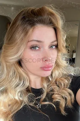 YANGZOM - picture 1 of 6