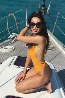 FANNIE - picture 1 of 6