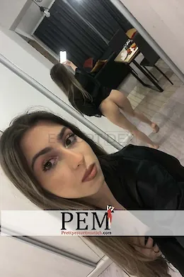 Lora - picture 3 of 6