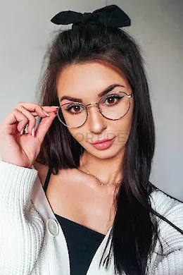 YNEZ - picture 1 of 6