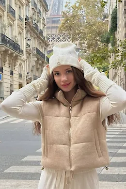 LORRAINE - picture 1 of 7