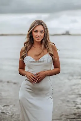 IVOLA - picture 1 of 6