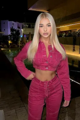 ASTON - picture 1 of 7