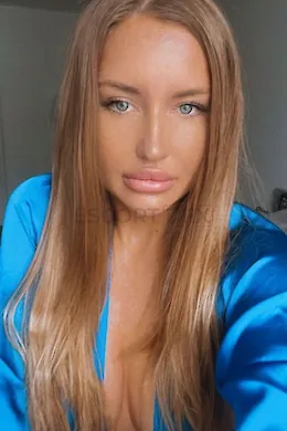 Dasha - picture 1 of 3