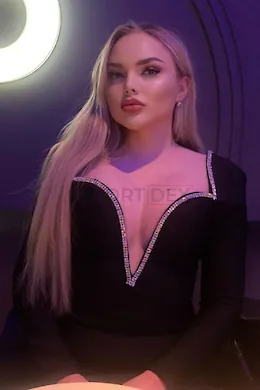 BASTIANA - picture 1 of 7