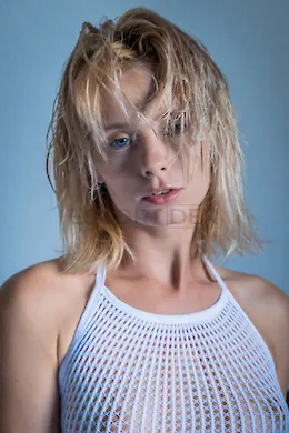 ZULYA - picture 1 of 6