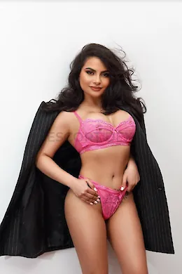 Gabby - picture 1 of 6