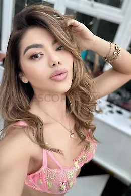 Madelyn - picture 14 of 6