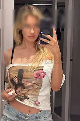 Maya - picture 1 of 6