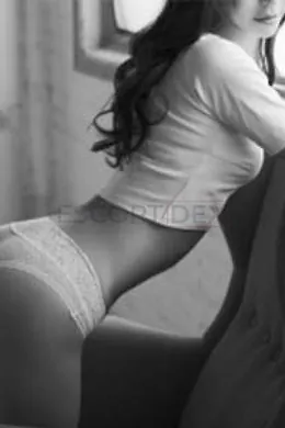 Julia - picture 1572454439 of 5