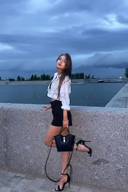 ULRIKA - picture 1 of 7