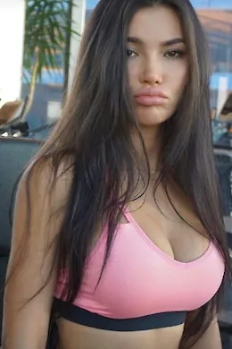 HUNTER - picture 1 of 7