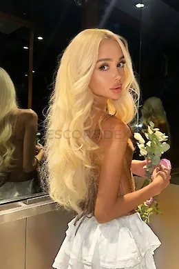 TAHIRA - picture 1 of 6