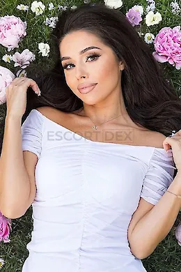 KAJA - picture 1 of 6