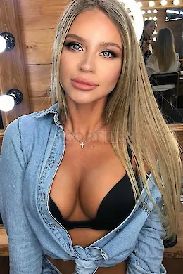 POLINA - picture 1 of 6