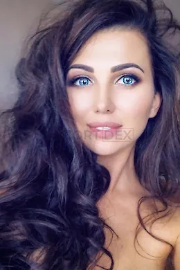 LYNN - picture 7 of 6