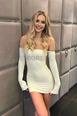 Wendy - picture 1 of 6