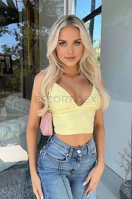 Samanta - picture 1 of 6