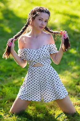 NALINI - picture 1 of 7