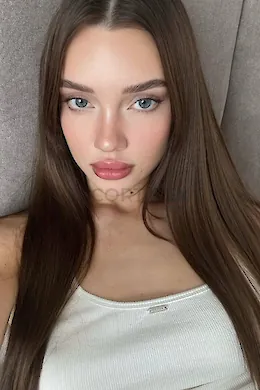 Sansa - picture 1 of 6