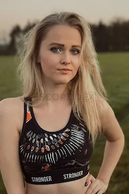 SHANNEN - picture 1 of 6