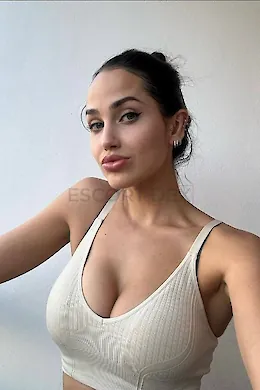 Aria - picture 1 of 6