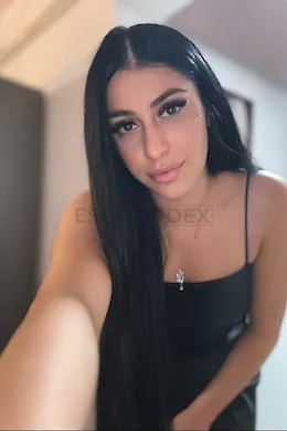 Vonda - picture 1 of 7