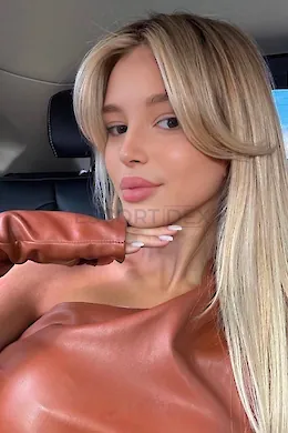 BARBY - picture 1 of 8