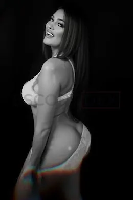 Lara Sparkles - picture 301 of 5