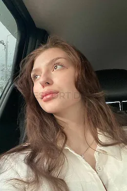 LILI - picture 1 of 6