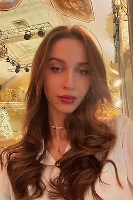 ERIKA - picture 1 of 5