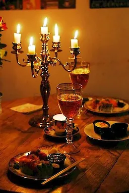 Vicky - picture 1 of 6